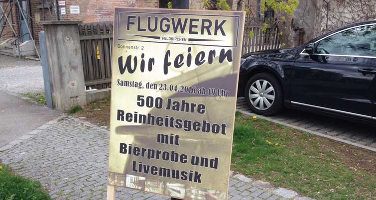 Außenwerbung mit Plakaten. Ihrer Botschaft schnell und gezielt wahrgenommen. Factory4u München.