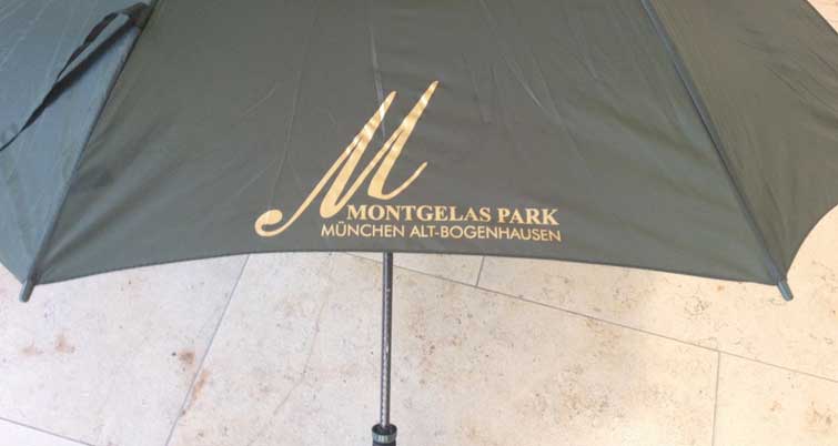 Modische Regenschirme und Golfschirme mit Ihrem Logo bedruckt. Factory4u München.